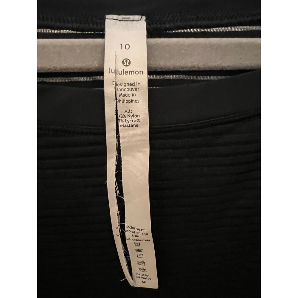Lululemon Black Sheer Striped Mesh Lean Long Sleeve Athletic Workout Top 10 Yoga - Picture 3 of 6